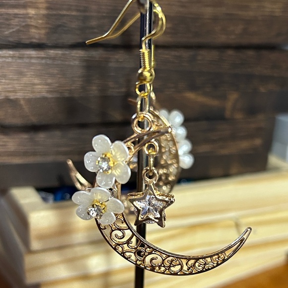 3/$25 Crescent Moon Earrings with Floral Accents - Picture 4 of 5